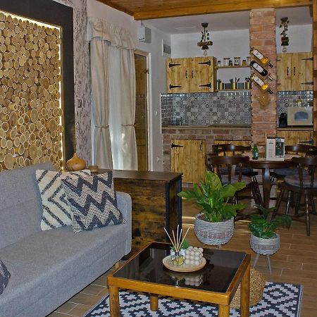 Cityside Cottage Эгер Экстерьер фото